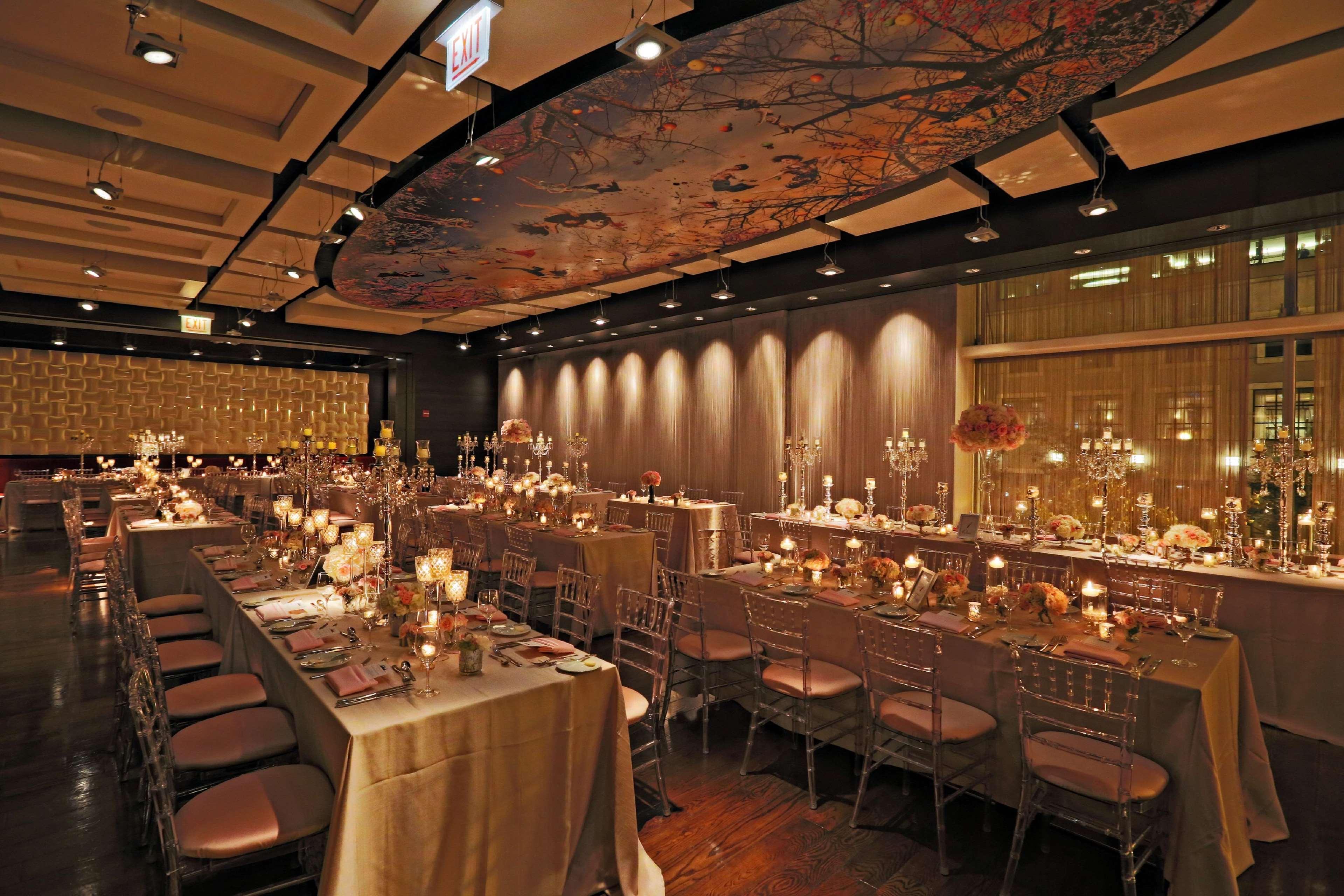 Thewit Chicago, A Hilton Hotel Экстерьер фото