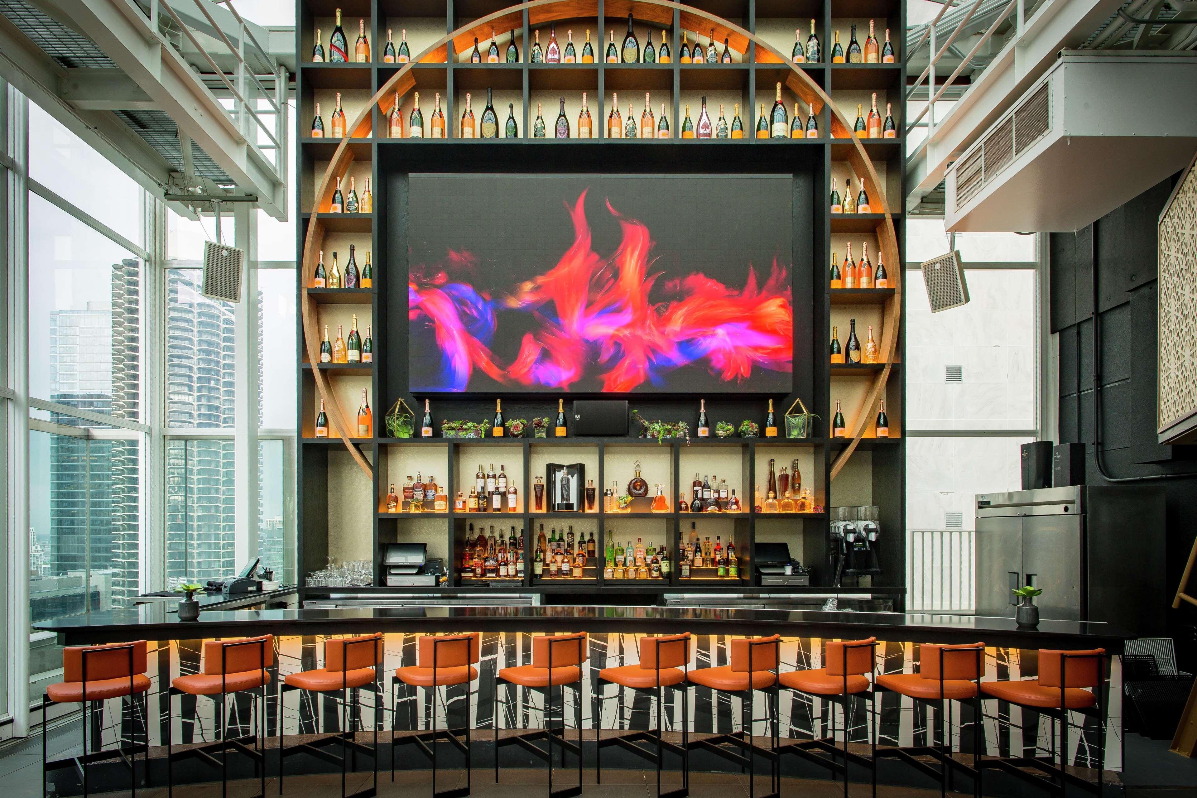 Thewit Chicago, A Hilton Hotel Экстерьер фото